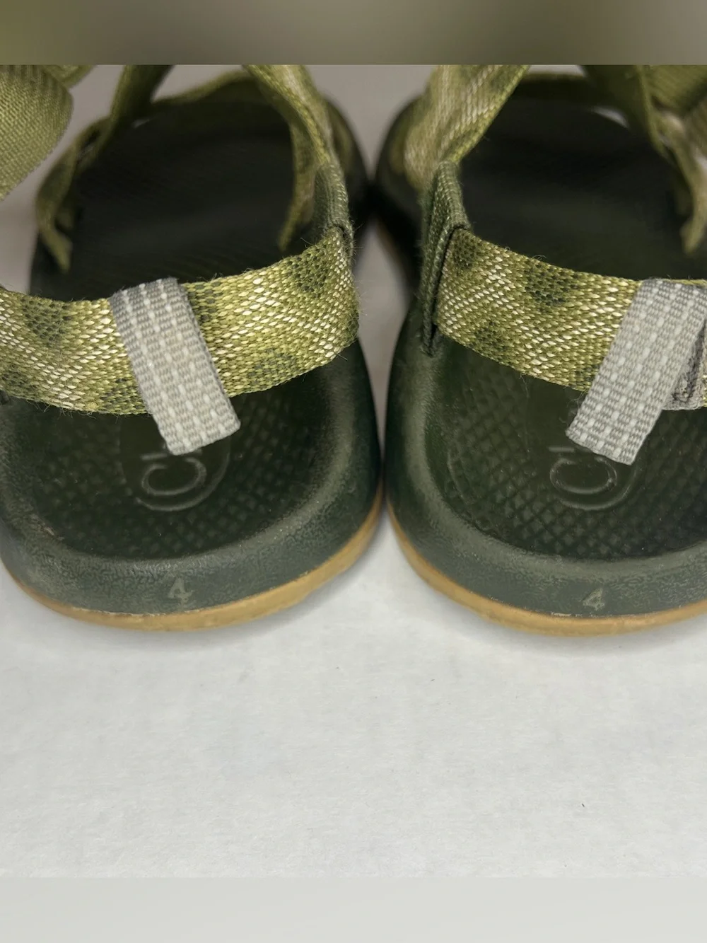 Chaco Youth Size 4 Olive Green & Tan Strappy Sandals